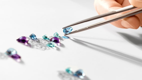 珍贵宝石和宝石