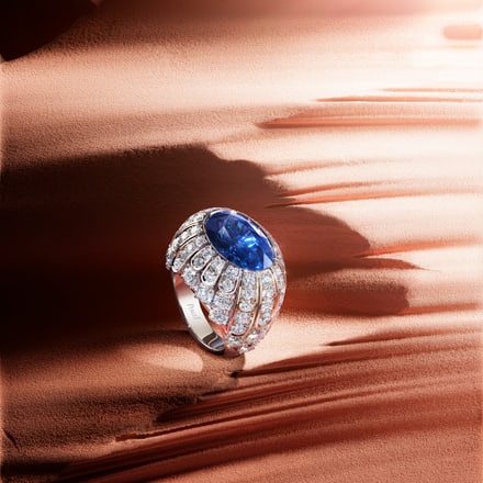 piaget伯爵白金戒指，鑲飾藍寶石